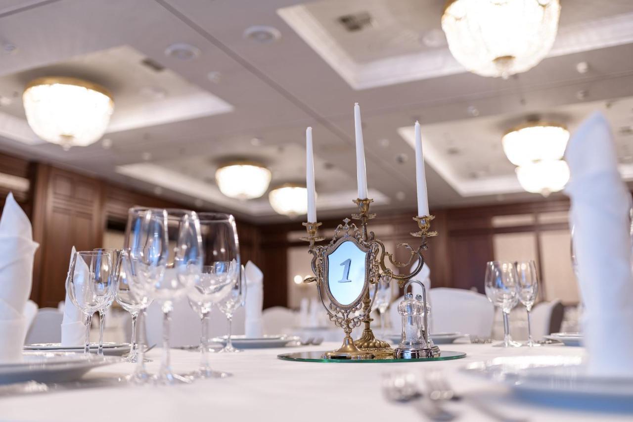 Premier Palace Hotel Kiev Eksteriør billede